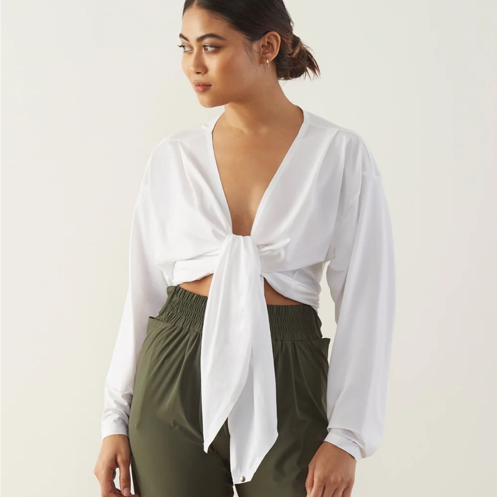 (Size S) Bundle of 2 That’s a Wrap Blouse